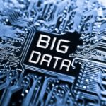 Circuito eletrônico com a palavra "Big Data" destacada no centro, simbolizando tecnologia e análise de dados.