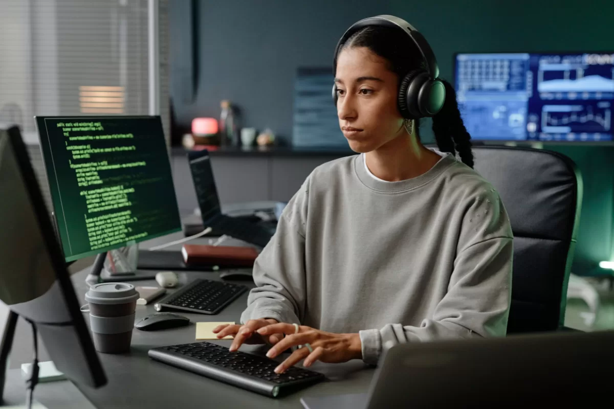 Picture of woman working in tech