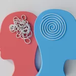 Ilustração conceitual mostrando dois perfis de cabeças humanas em relevo, uma vermelha e uma azul, voltadas para lados opostos. A cabeça vermelha contém um emaranhado de fios desordenados, enquanto a azul exibe um padrão espiral organizado, simbolizando a transição da confusão para o raciocínio lógico.