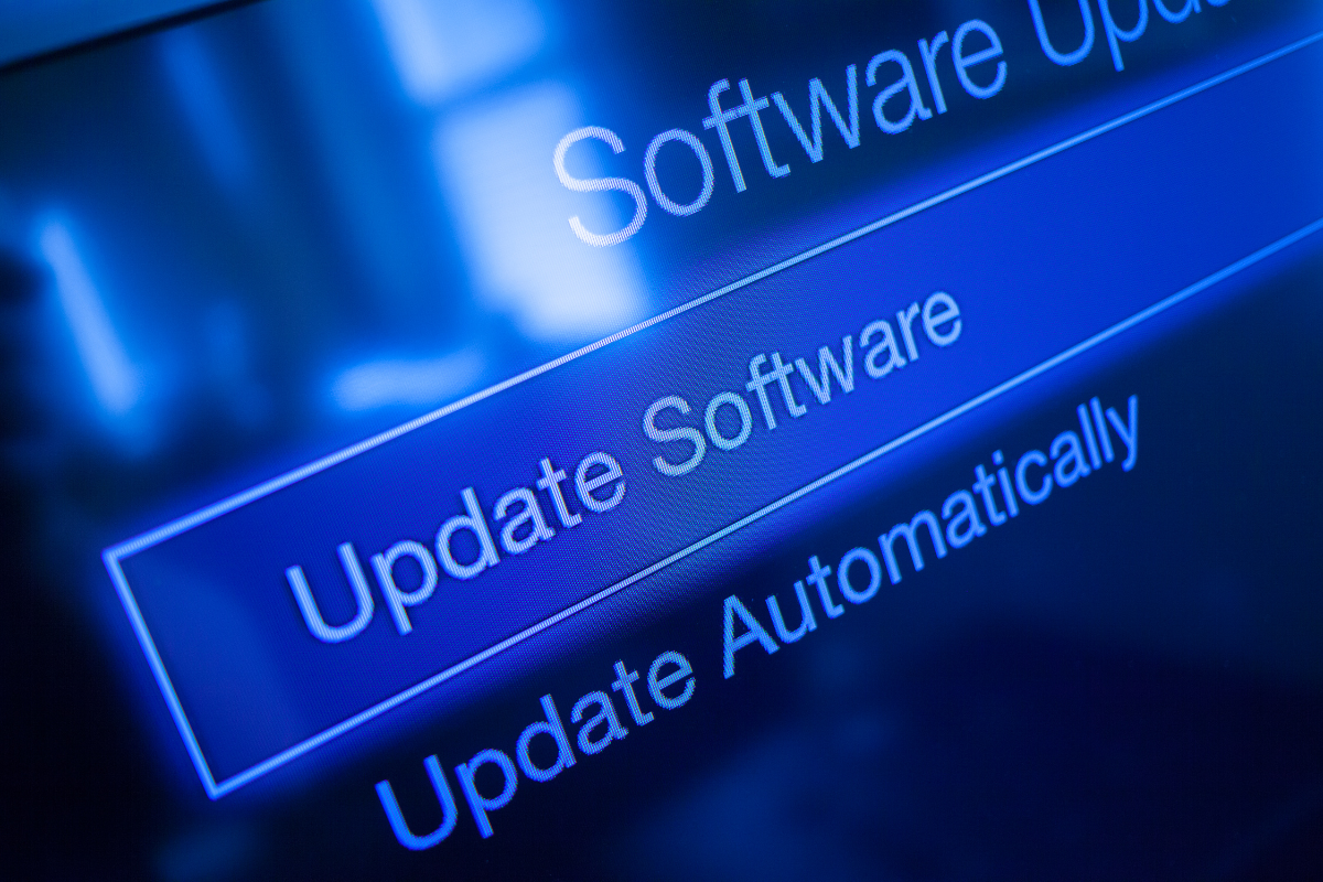 Tela exibindo opções de atualização de software, representando modernização de sistemas corporativos