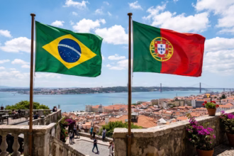 Bandeiras de Brasil e Portugal representando Nearshoring Brasil–Portugal