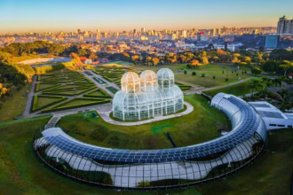 Vista aérea da cidade de Curitiba
